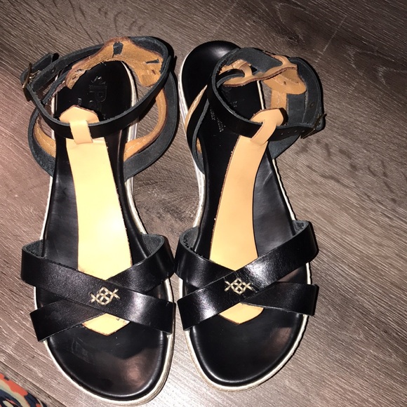 PAJAR Canada Leather Sandals. - Picture 4 of 7